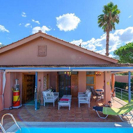 Cozy Small Smart Villa With Private Pool Mikri Mantineia Kalamata Exterior foto