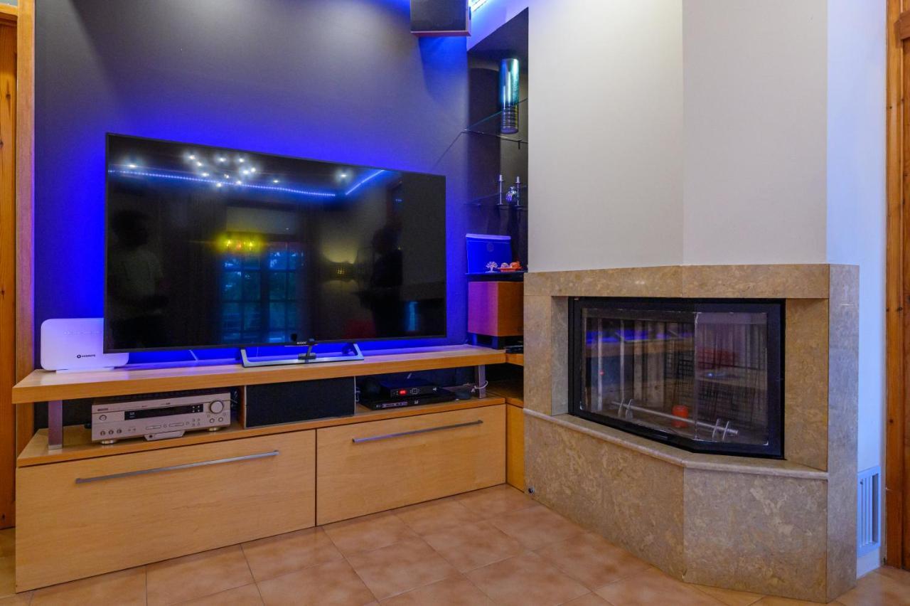 Cozy Small Smart Villa With Private Pool Mikri Mantineia Kalamata Exterior foto